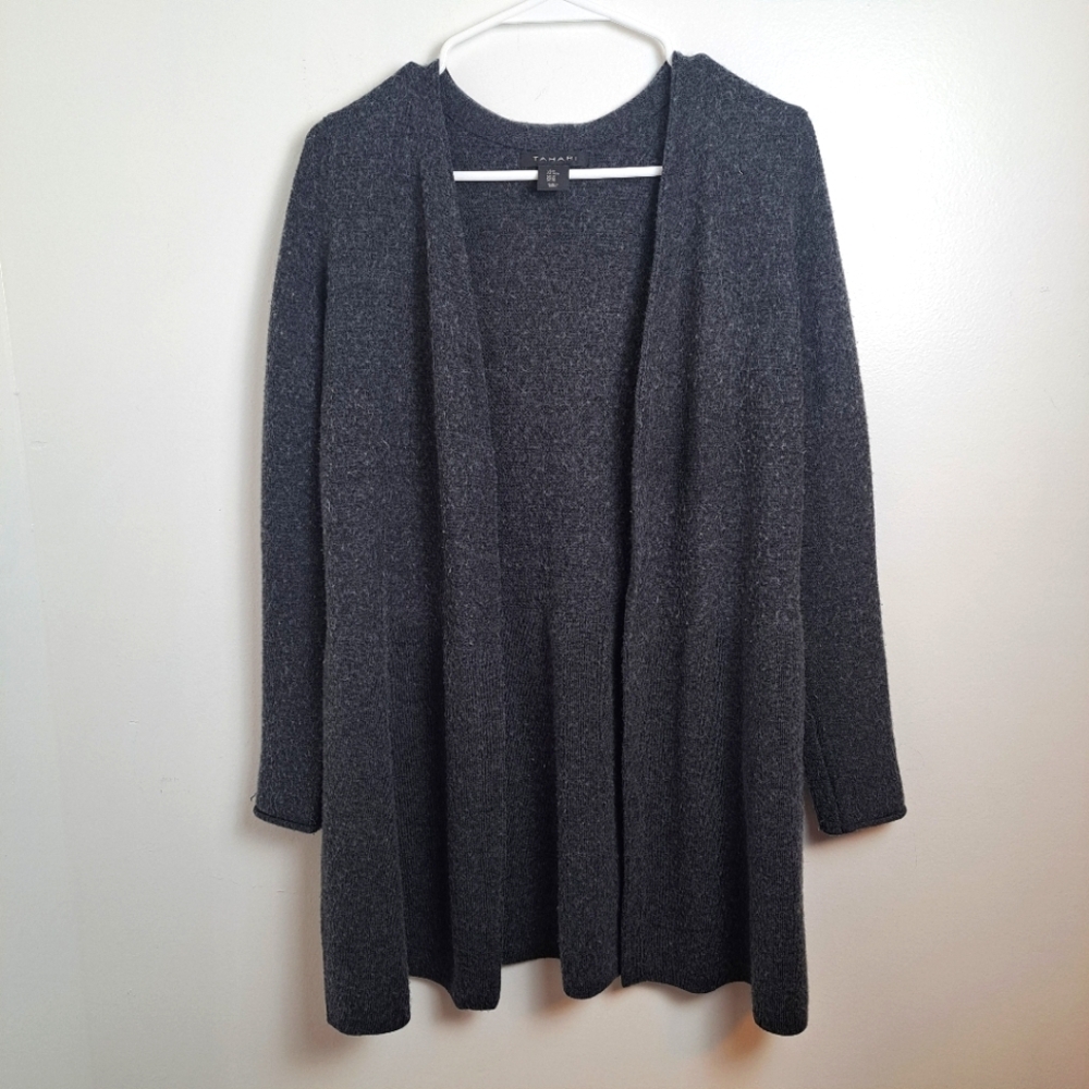 Tahari Dark Grey Merino Wool Blend Soft Warm Button Sleeve Sweater Cardigan Sz M